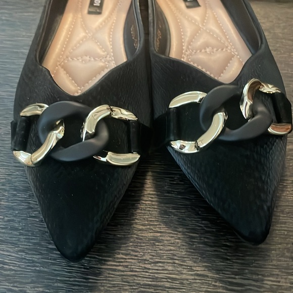 Black flats with buckle detail - Picture 3 of 3